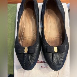 Salvatore Ferragamo ballerina flats